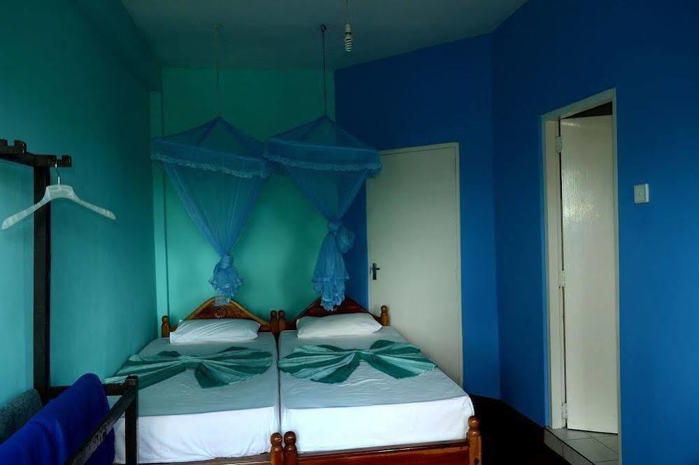 Blue Haven Guest House Kandy Bagian luar foto